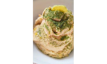 Hummus di ceci allo zenzero con moringa oleifera